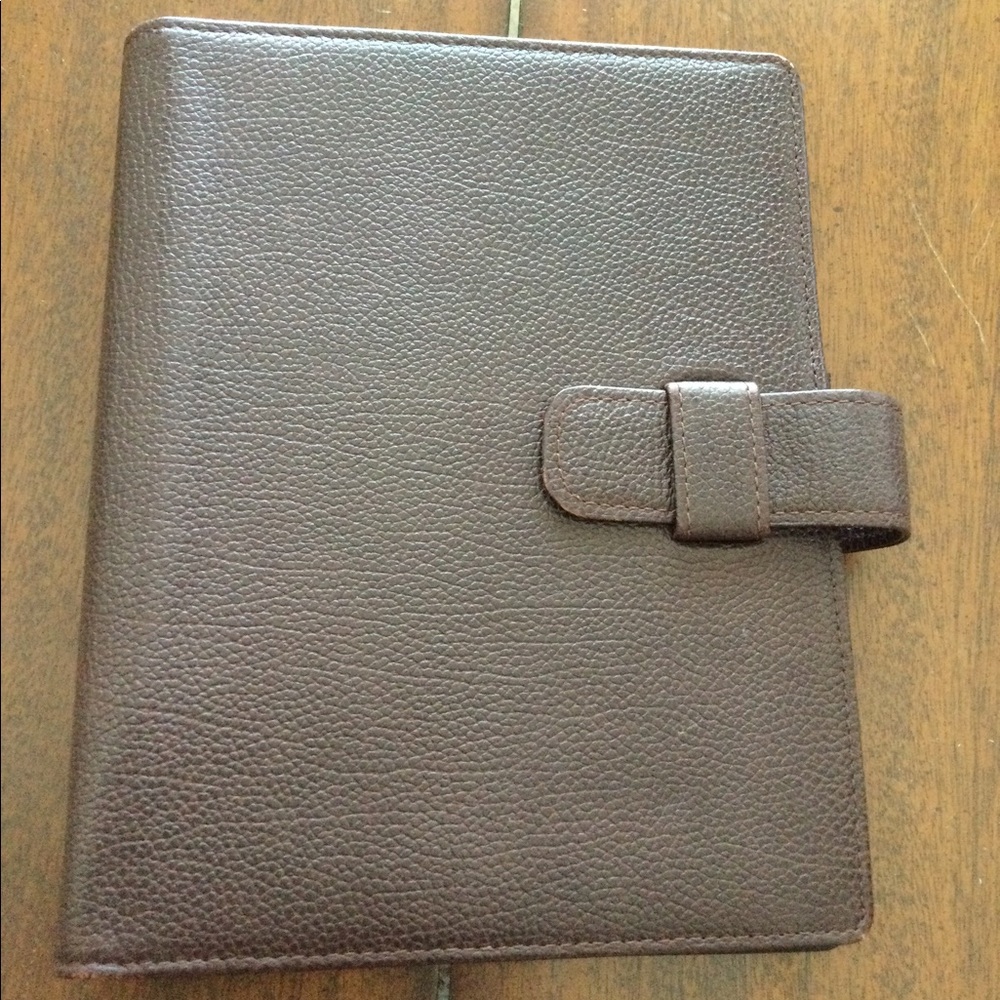 Vintage DayTimer desk-size leather binder
